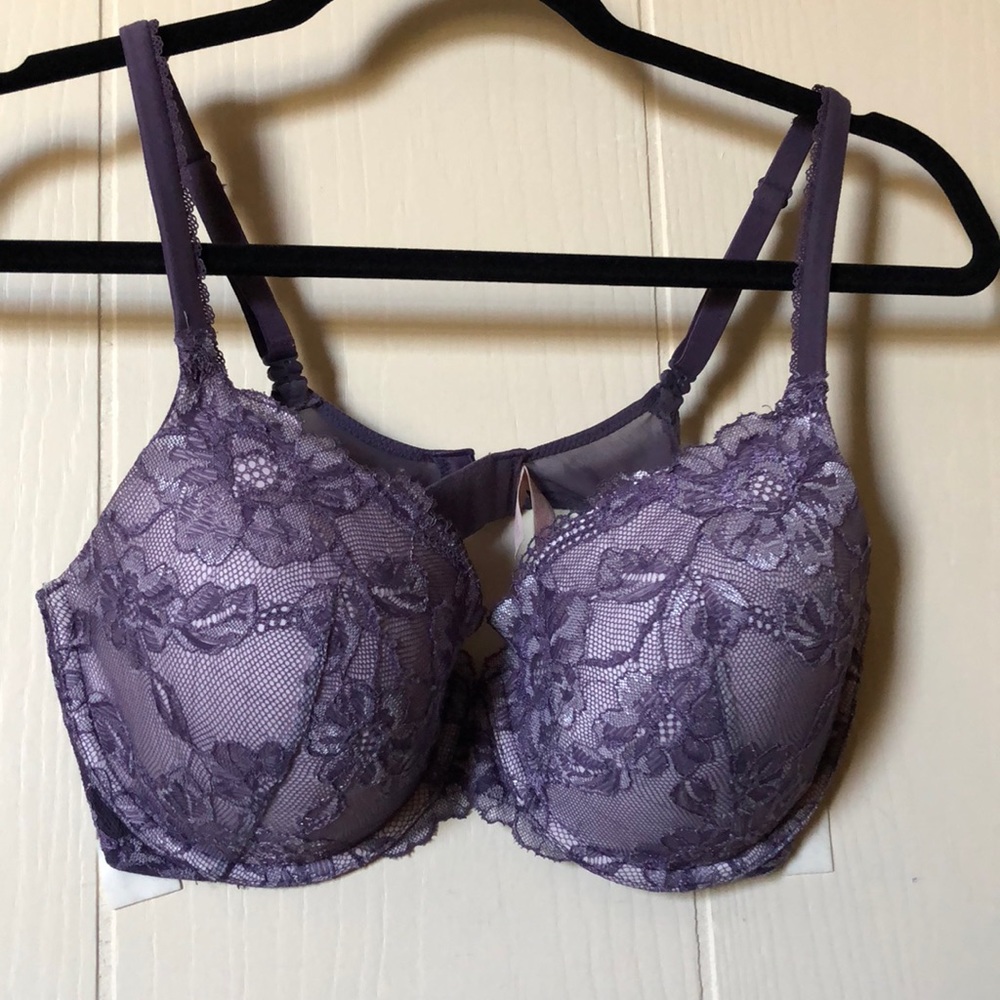 34DD Victoria’s Secret Bra